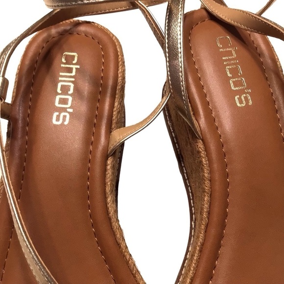 Chicos Shoes Women's Sz 9 Gold Carlina Wedge Espadrille Sandals Leather Boho NEW - Picture 6 of 9